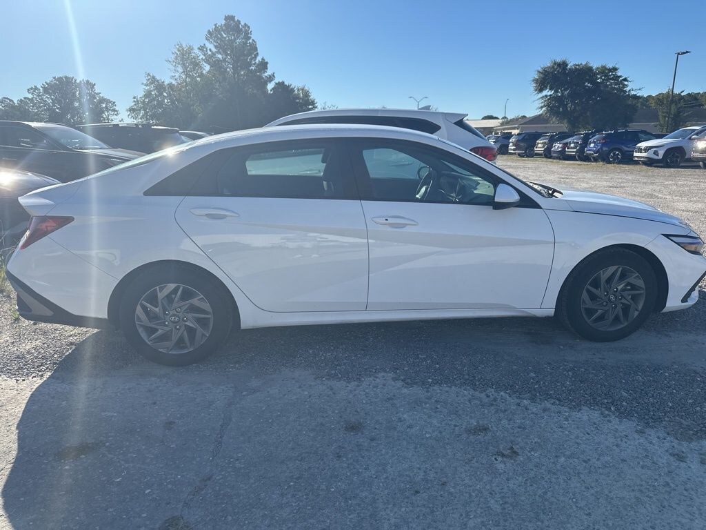 Certified 2024 Hyundai Elantra SEL Sedan