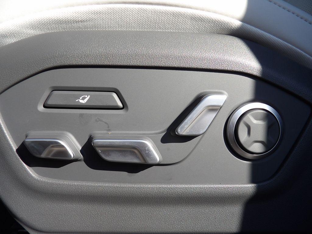 2026 Hyundai Santa Fe Calligraphy - Photo 16