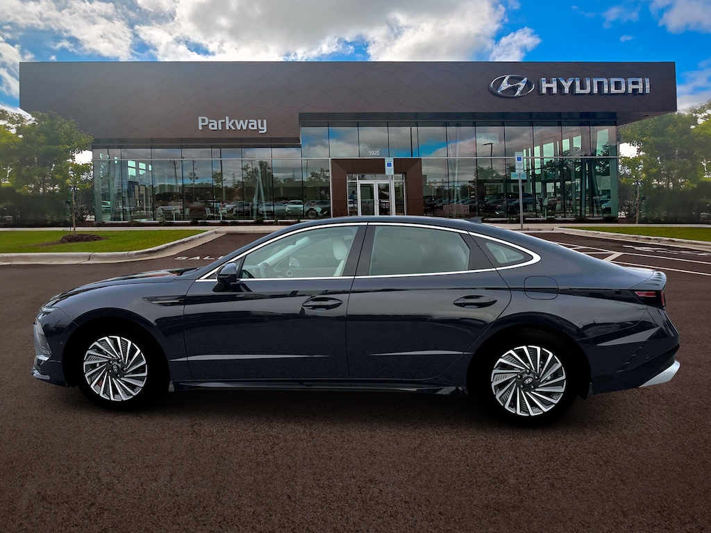 New 2026 Hyundai Sonata Hybrid Limited Sedan