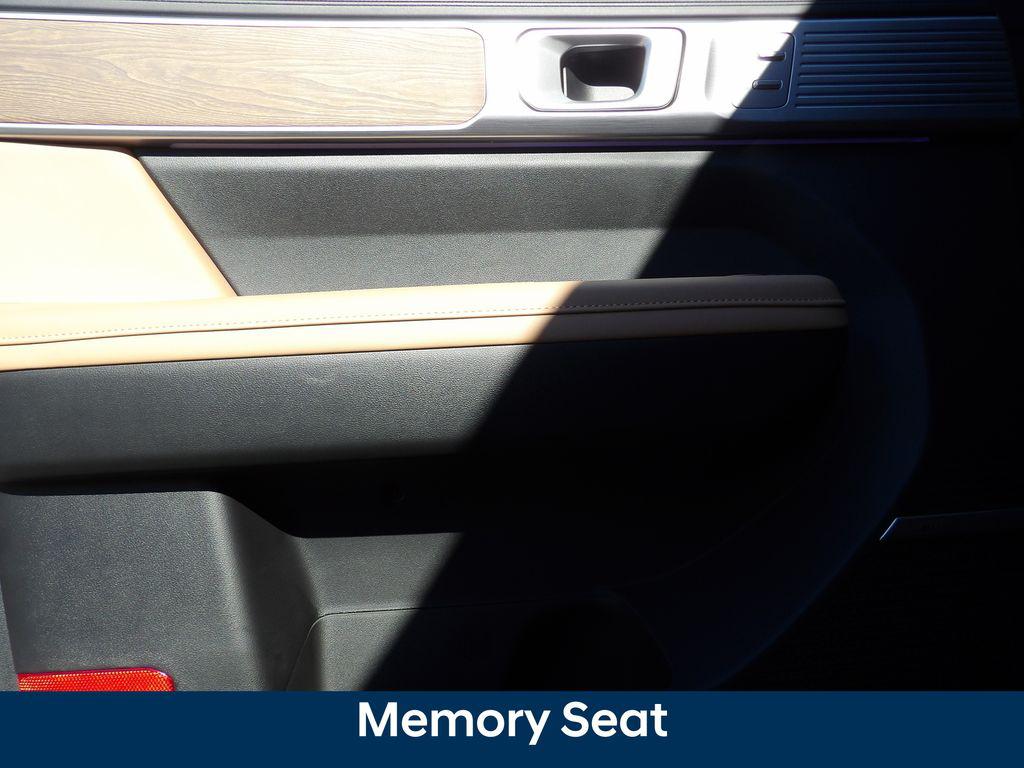 2026 Hyundai Santa Fe Limited - Photo 9