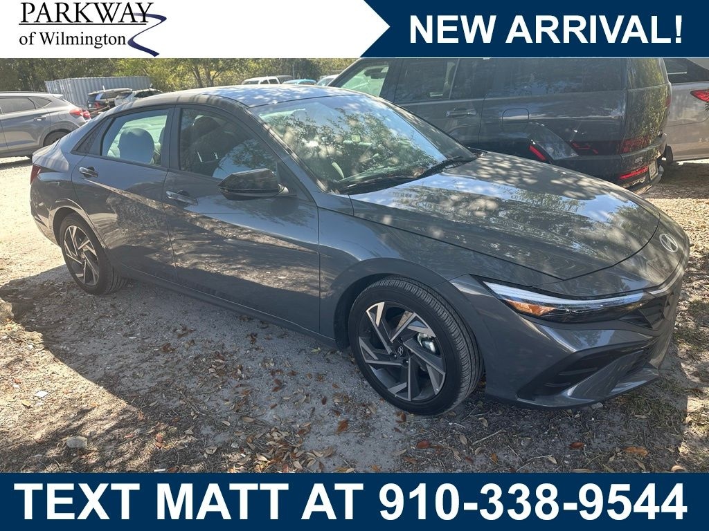 Certified 2025 Hyundai Elantra SEL Sport Sedan