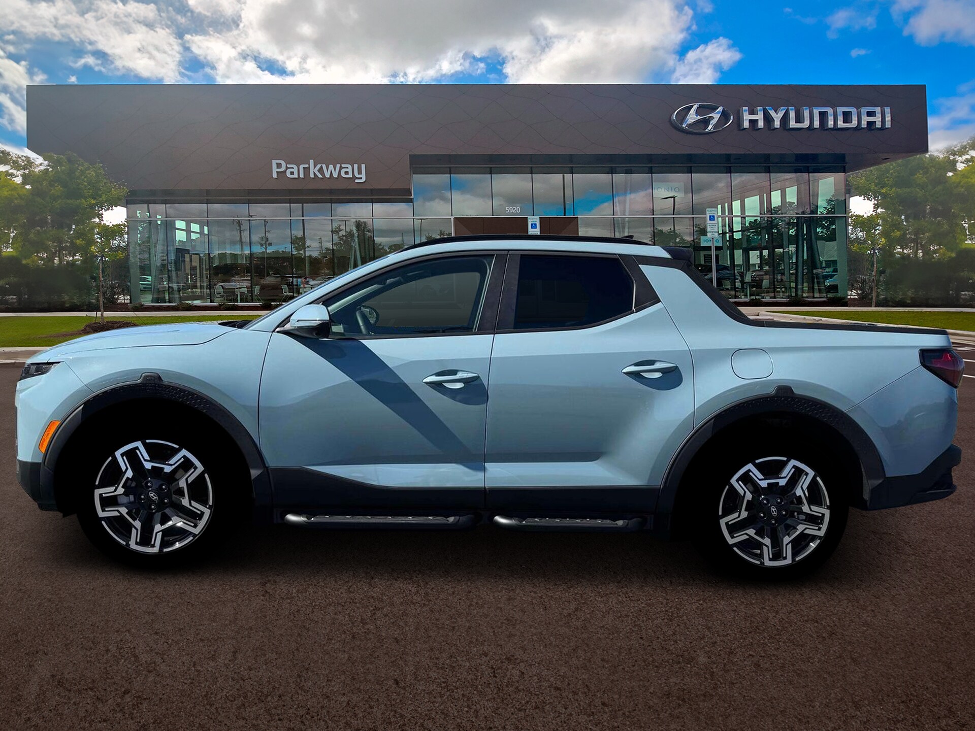 2026 Hyundai Santa Cruz Limited photo 2