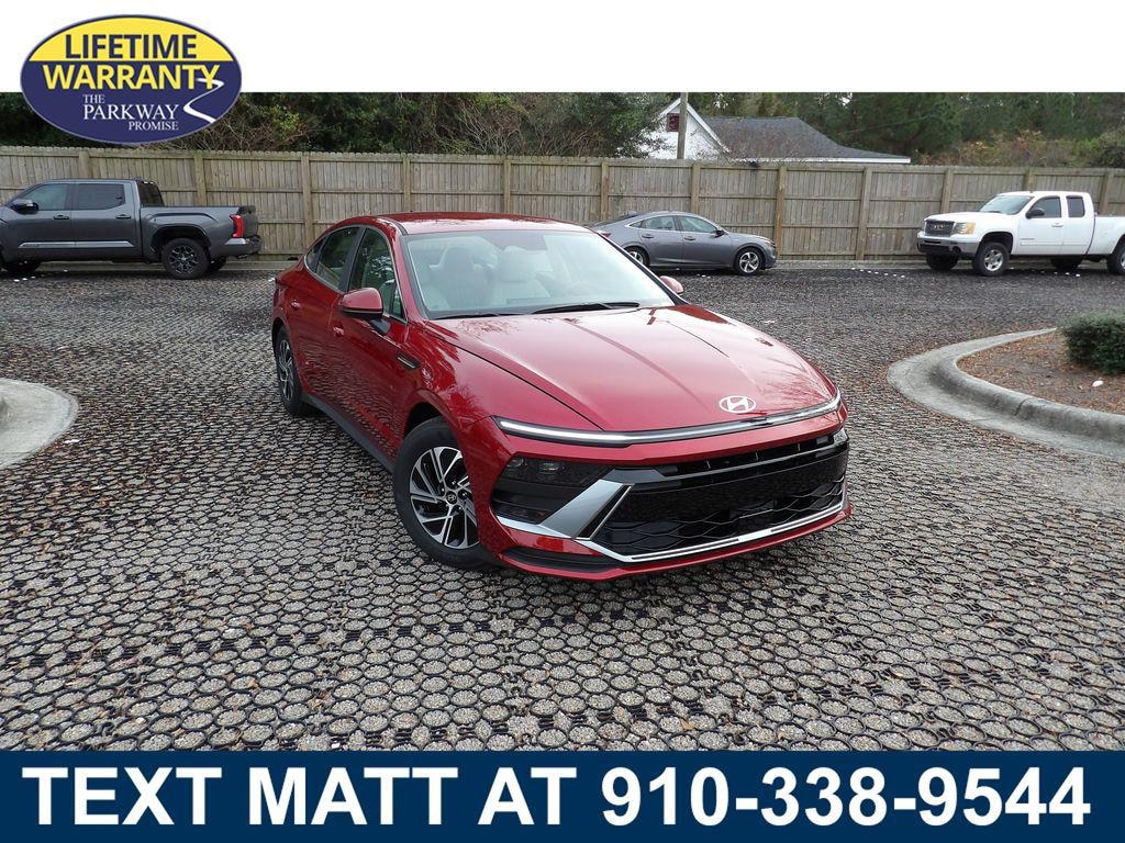 New 2026 Hyundai Sonata Hybrid Blue Sedan