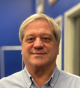 Staff member Jimmy Todd from ID_233241b5cd70