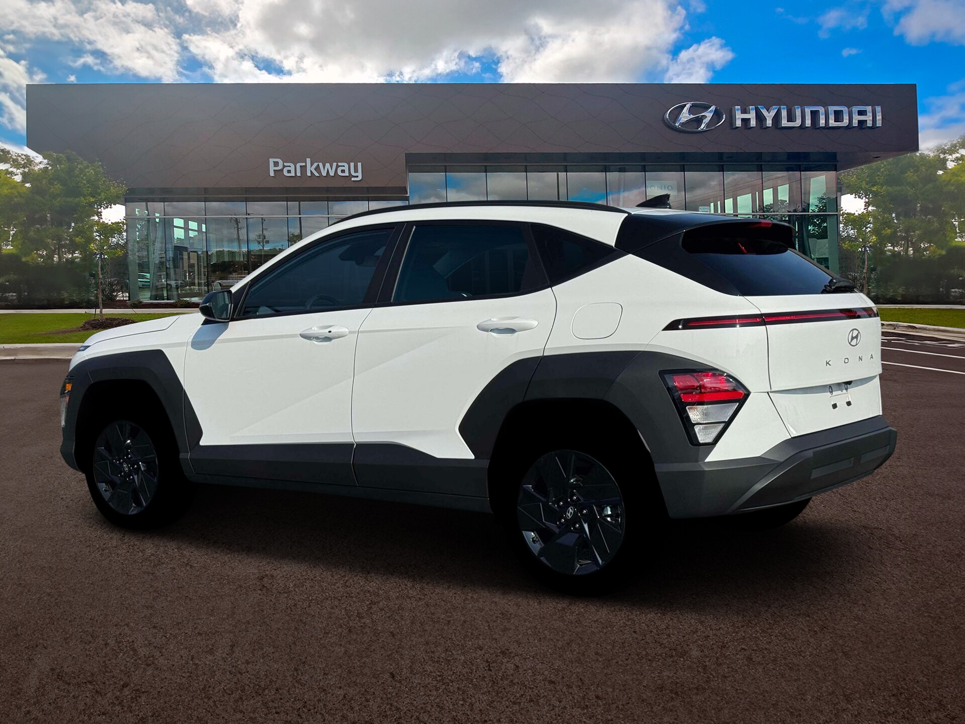 2026 Hyundai Kona SEL photo 2
