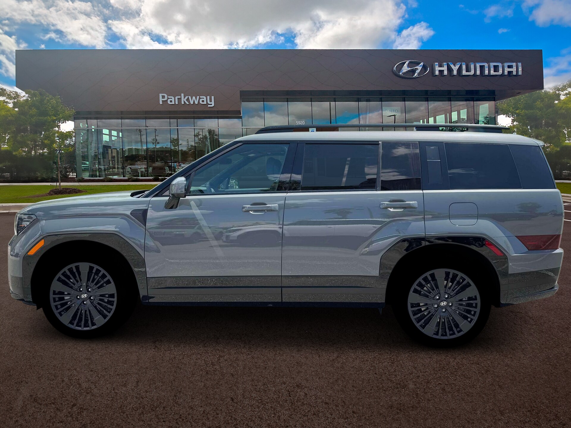 2026 Hyundai Santa Fe Calligraphy photo 2