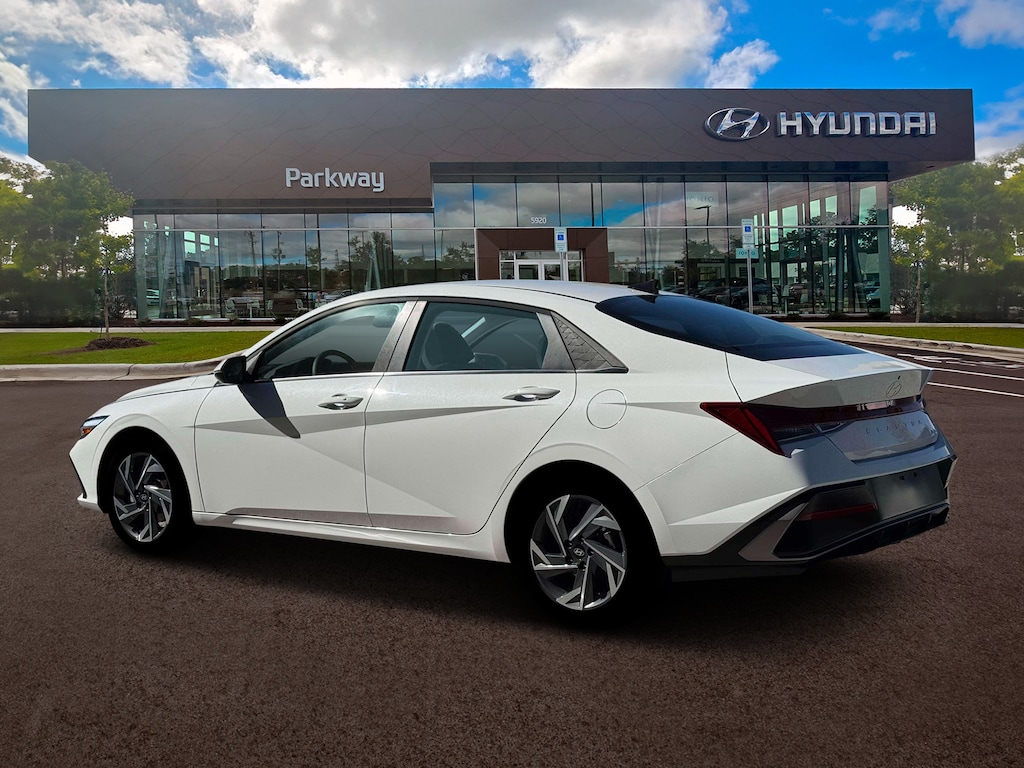 New 2026 Hyundai Elantra Limited Sedan