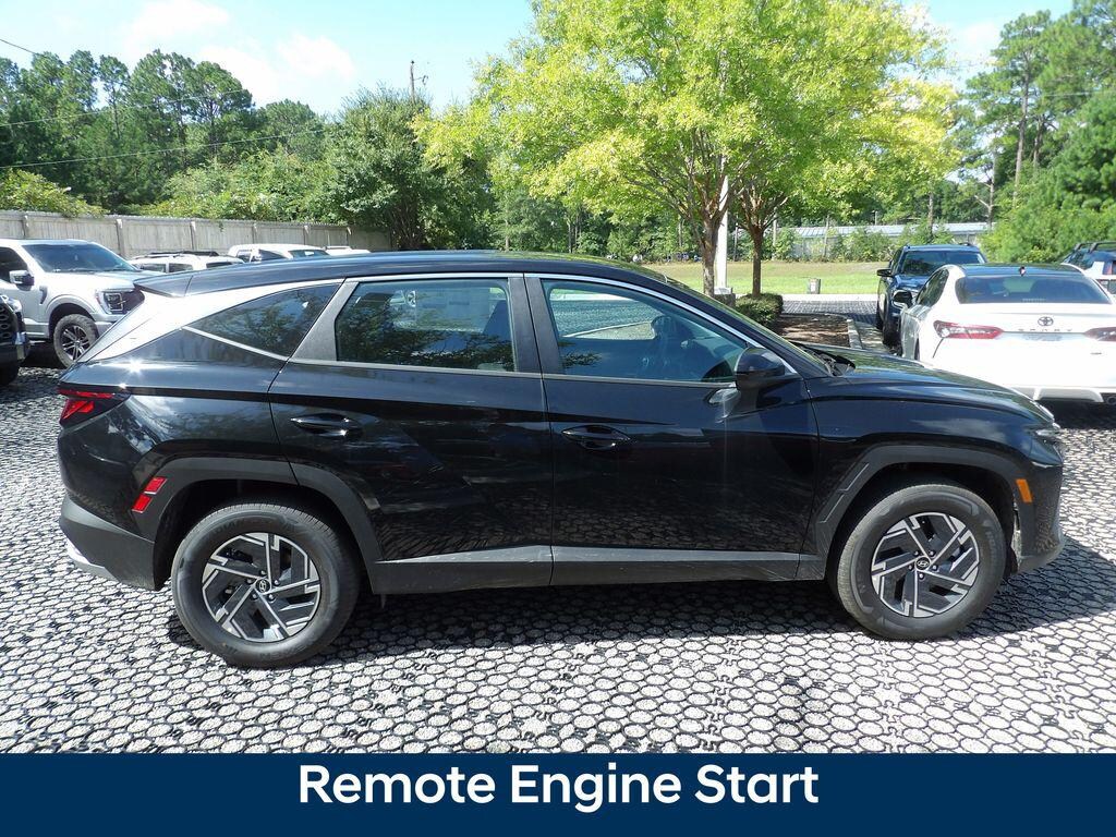 New 2026 Hyundai Tucson Hybrid Blue SE SUV