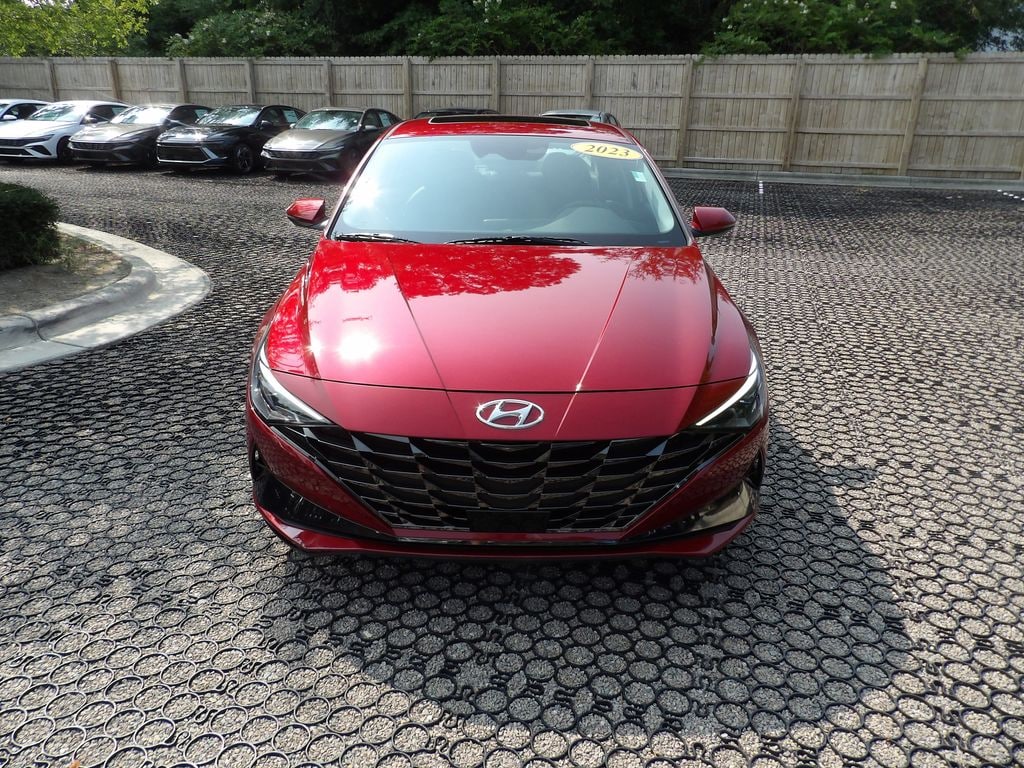 Certified 2023 Hyundai Elantra Limited Sedan