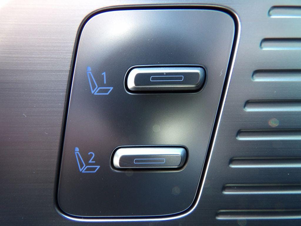 2026 Hyundai Santa Fe Limited - Photo 12