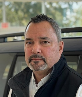 Staff member David Bucklin from ID_233241b5cd70