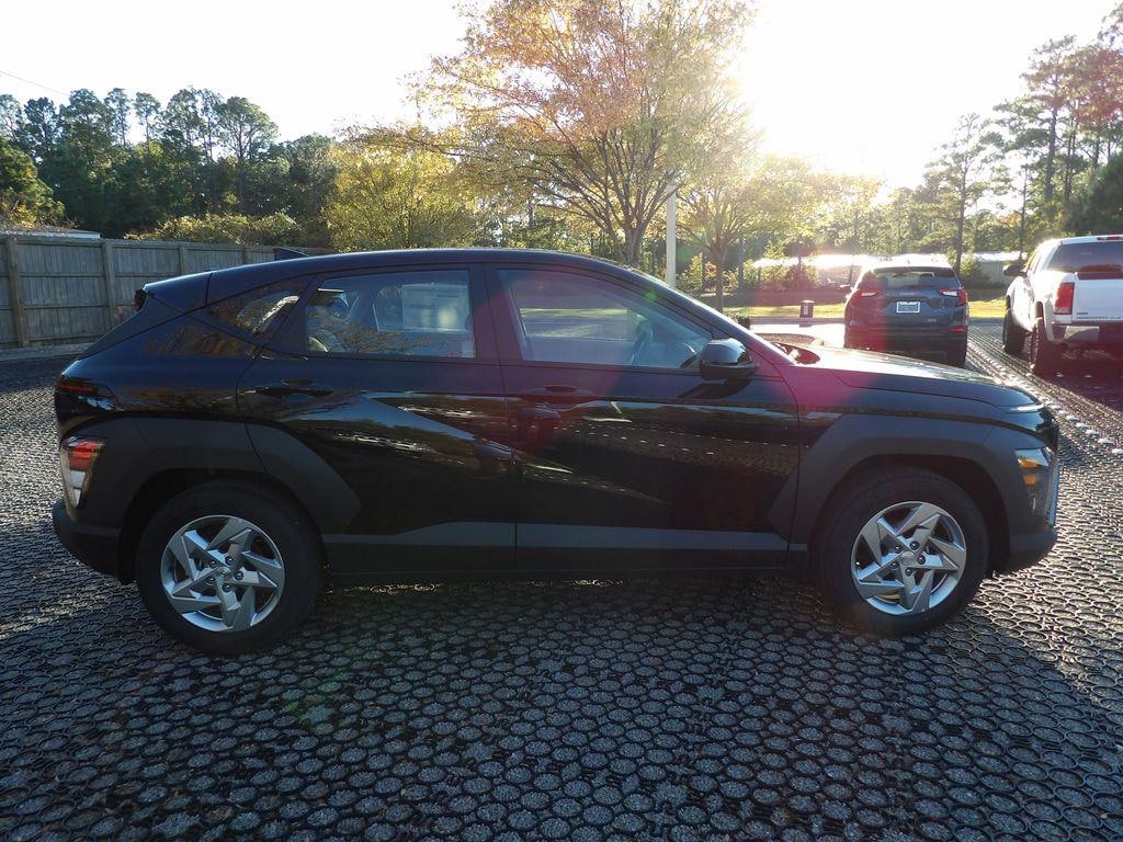 New 2026 Hyundai Kona SE SUV