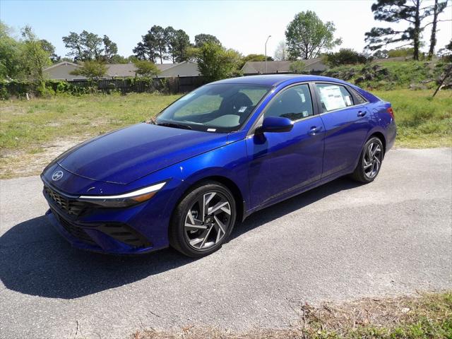 2025 Hyundai Elantra SEL Convenience photo 3