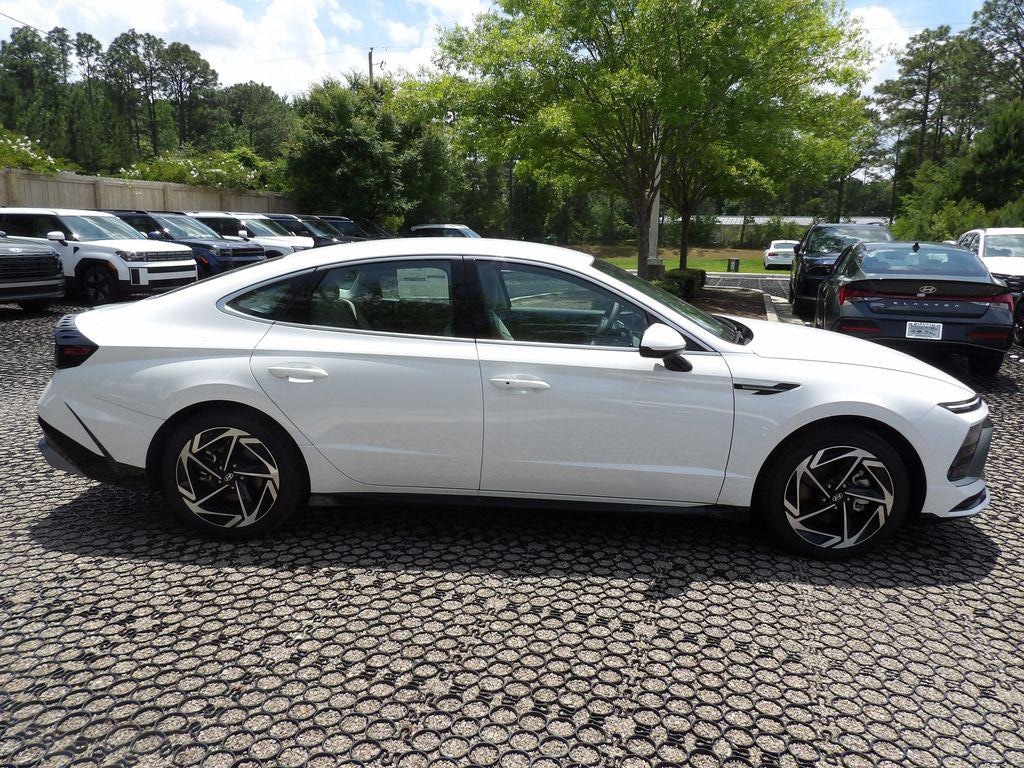 New 2026 Hyundai Sonata SEL Sport Sedan