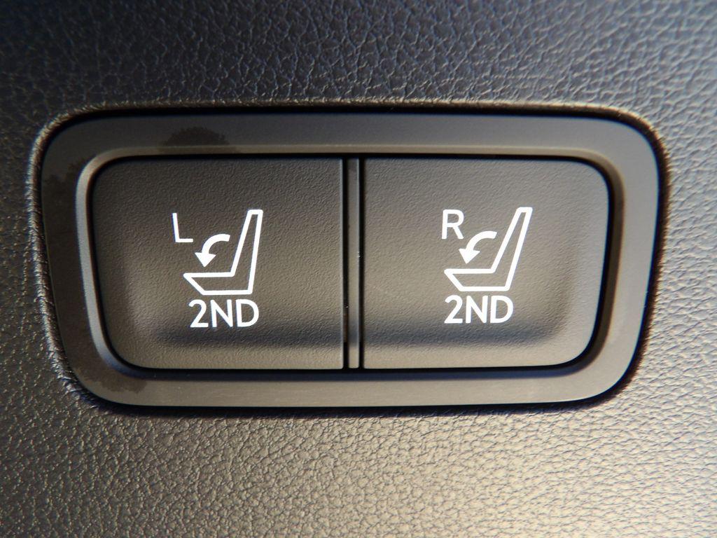 2026 Hyundai Santa Fe Limited - Photo 31