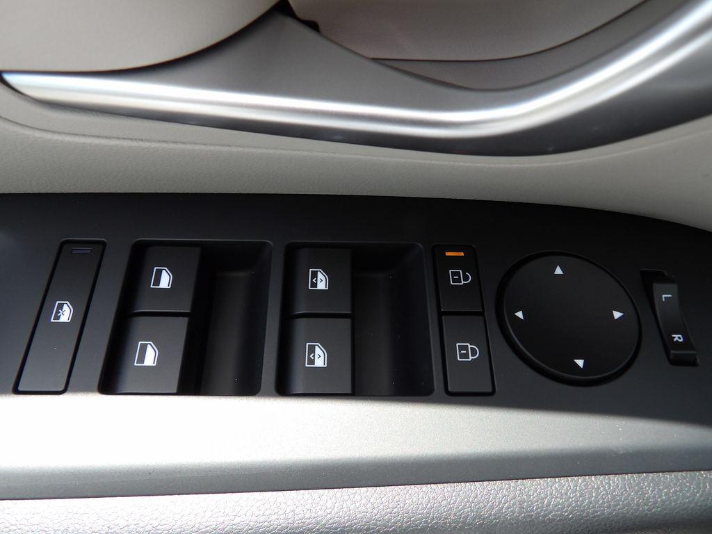 2026 Hyundai Tucson SEL Premium - Photo 13