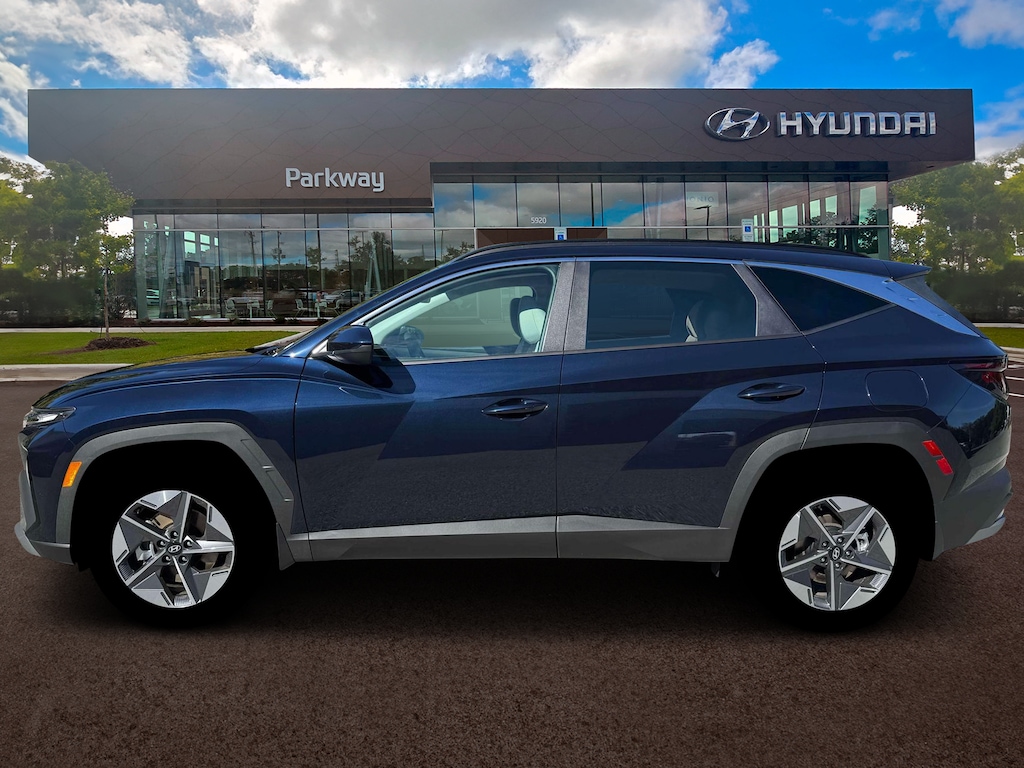 New 2026 Hyundai Tucson Hybrid SEL SUV