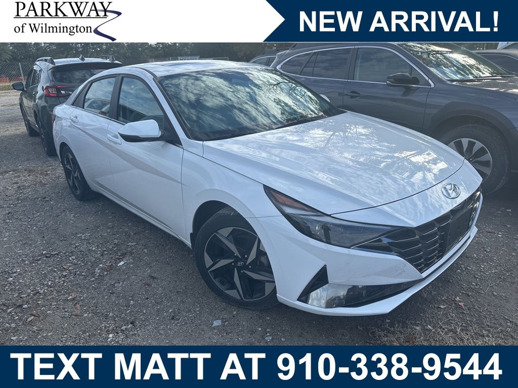 2023 Hyundai Elantra Limited's photo