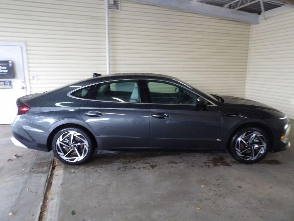 New 2026 Hyundai Sonata SEL Sport Sedan