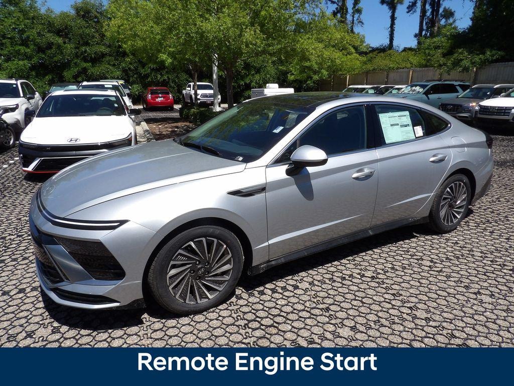 New 2026 Hyundai Sonata Hybrid SEL Sedan