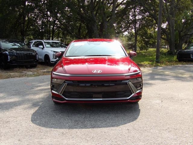 2025 Hyundai Sonata SEL photo 3