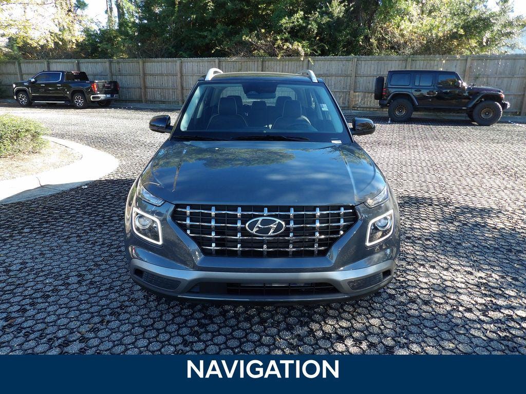 New 2025 Hyundai Venue Limited SUV