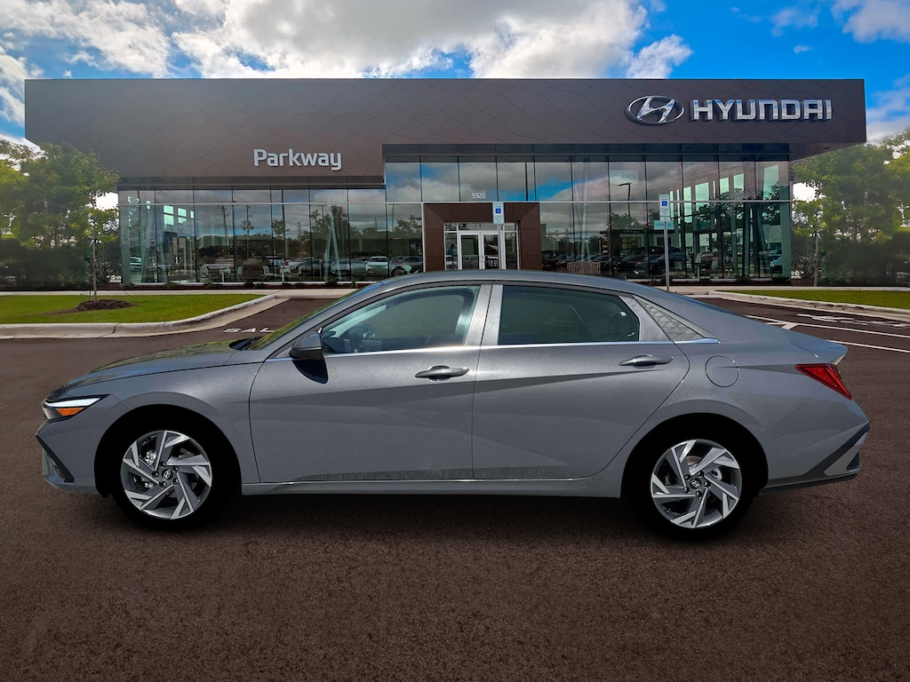 New 2026 Hyundai Elantra Limited Sedan