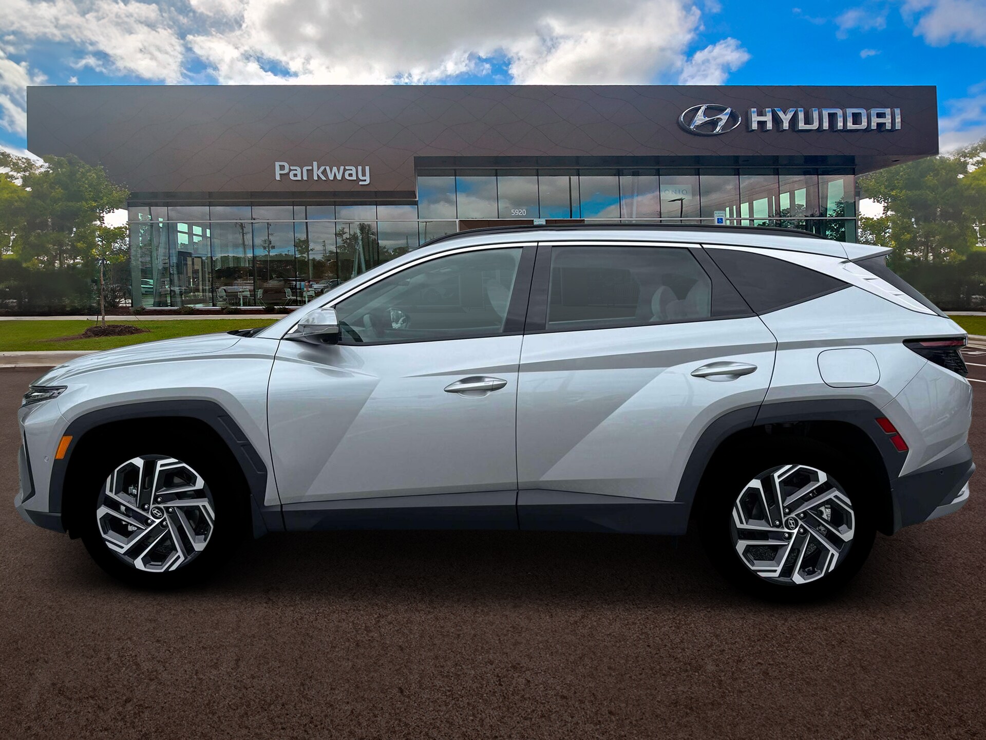 2026 Hyundai Tucson Limited photo 3
