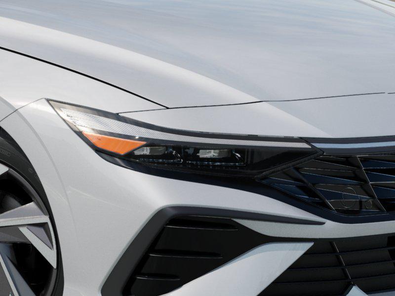 2026 Hyundai Elantra Limited - Photo 9