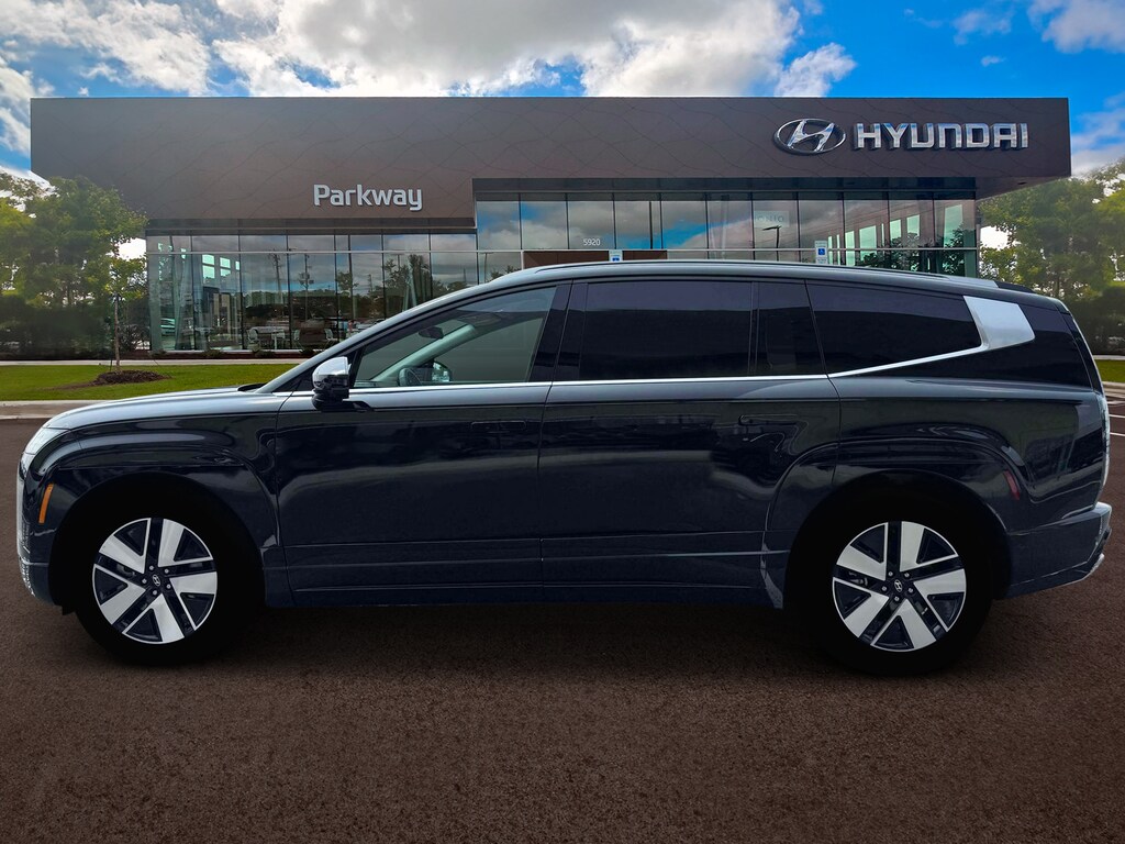 New 2026 Hyundai IONIQ 9 SEL SUV