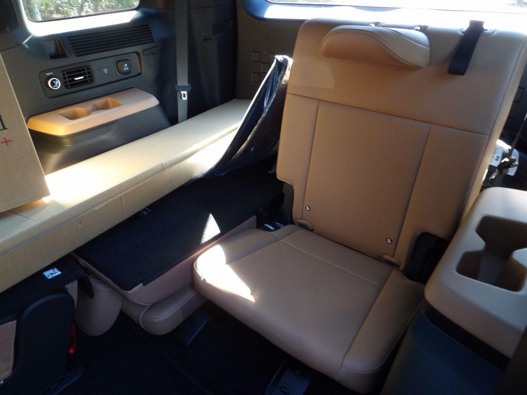 2026 Hyundai Santa Fe Limited - Photo 28