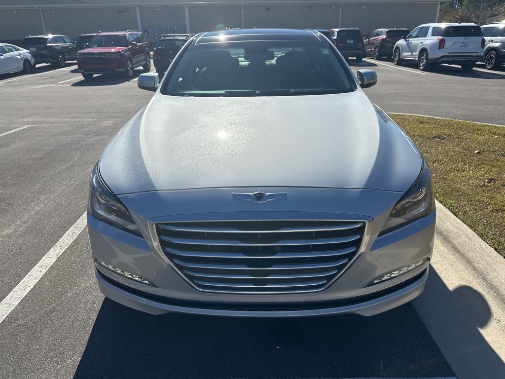 2016 Hyundai Genesis 3.8 photo 2