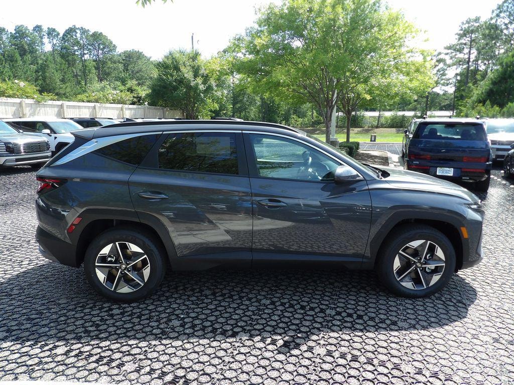 New 2026 Hyundai Tucson Hybrid SEL SUV