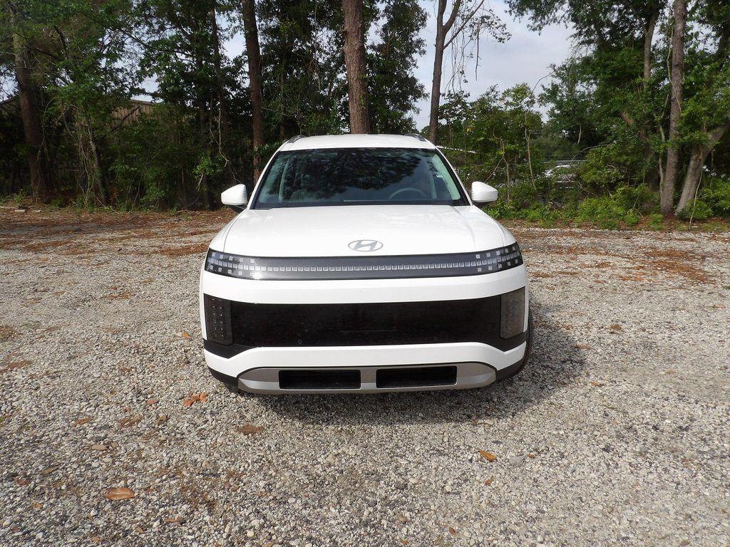 New 2026 Hyundai IONIQ 9 SE SUV