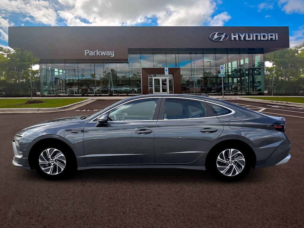 New 2026 Hyundai Sonata Hybrid Blue Sedan