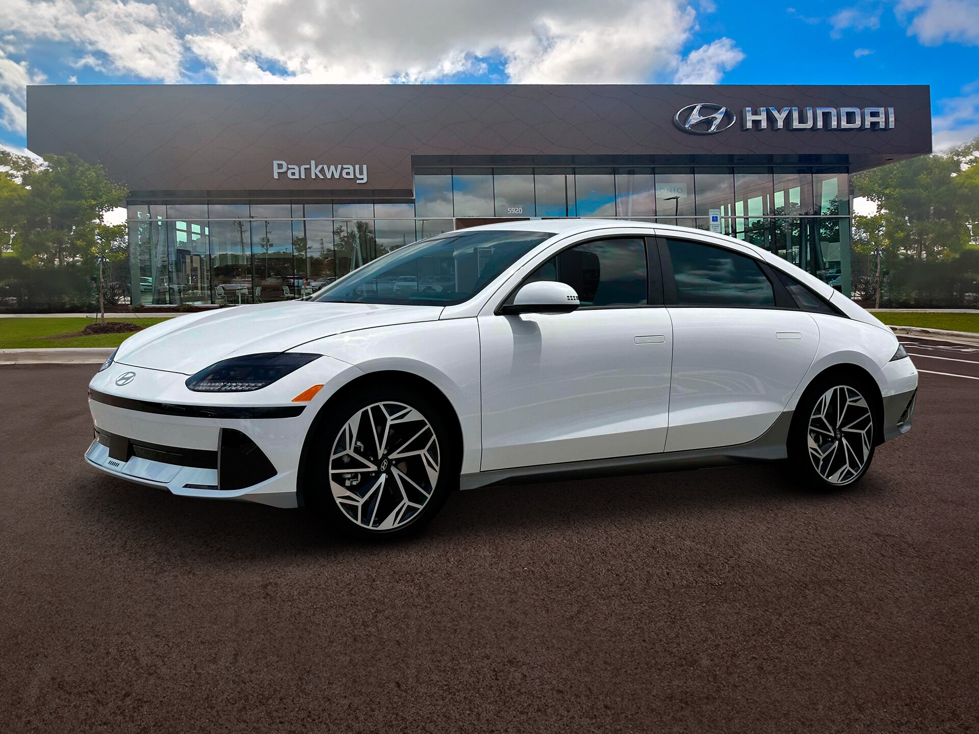 2025 Hyundai Ioniq 6 SEL photo 2