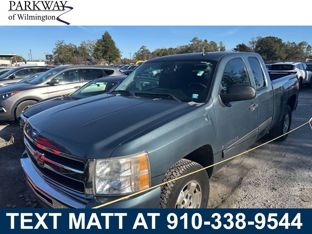 Used 2011 Chevrolet Silverado 1500 LT Truck