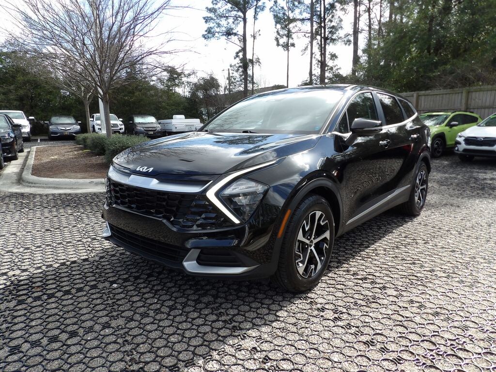 Used 2023 Kia Sportage EX SUV