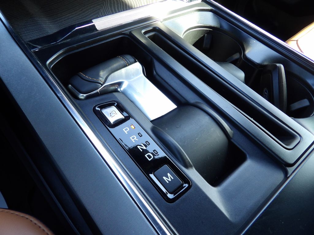 2023 Ford F-150 Platinum - Photo 28