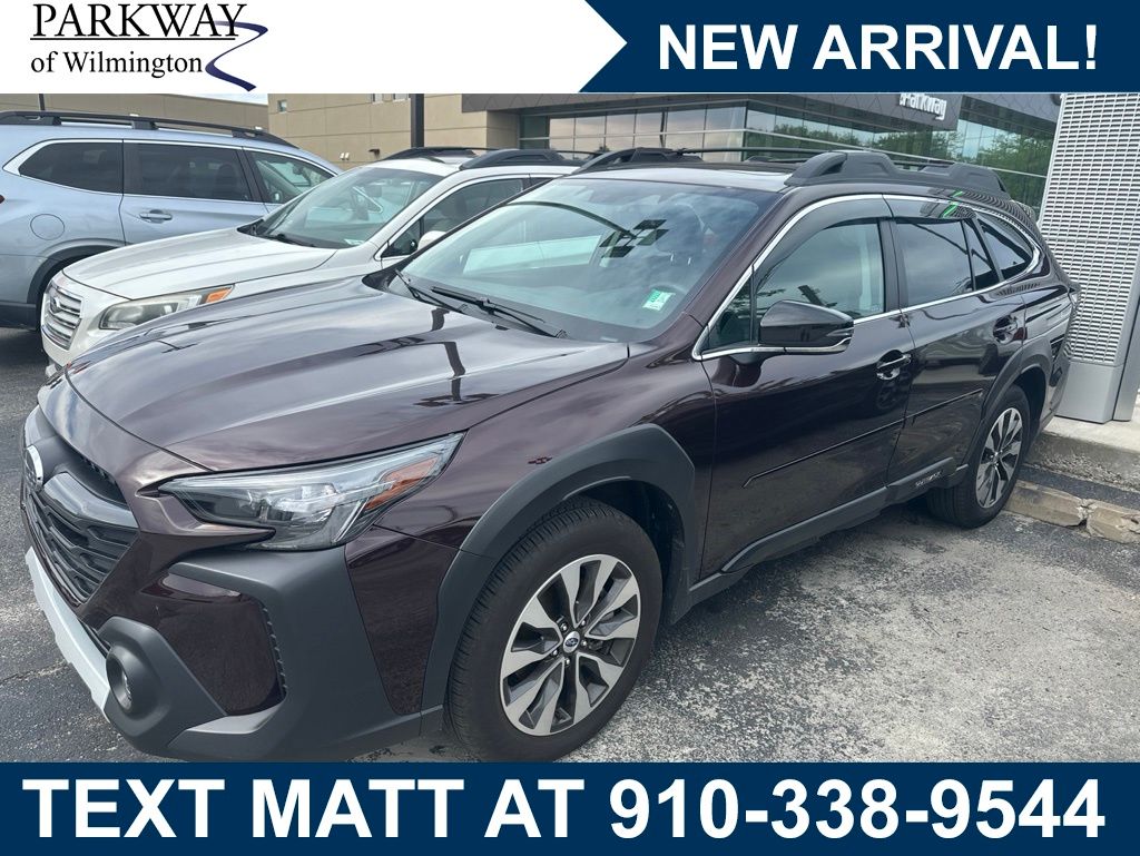 2025 Subaru Outback Limited's photo