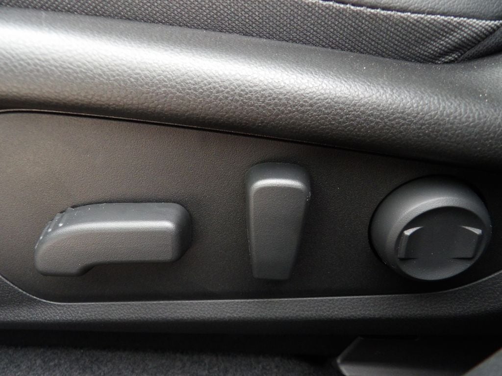 2026 Subaru Crosstrek Limited - Photo 13