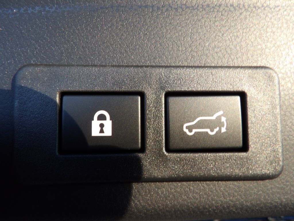2026 Subaru Ascent Limited Bronze Edition - Photo 30