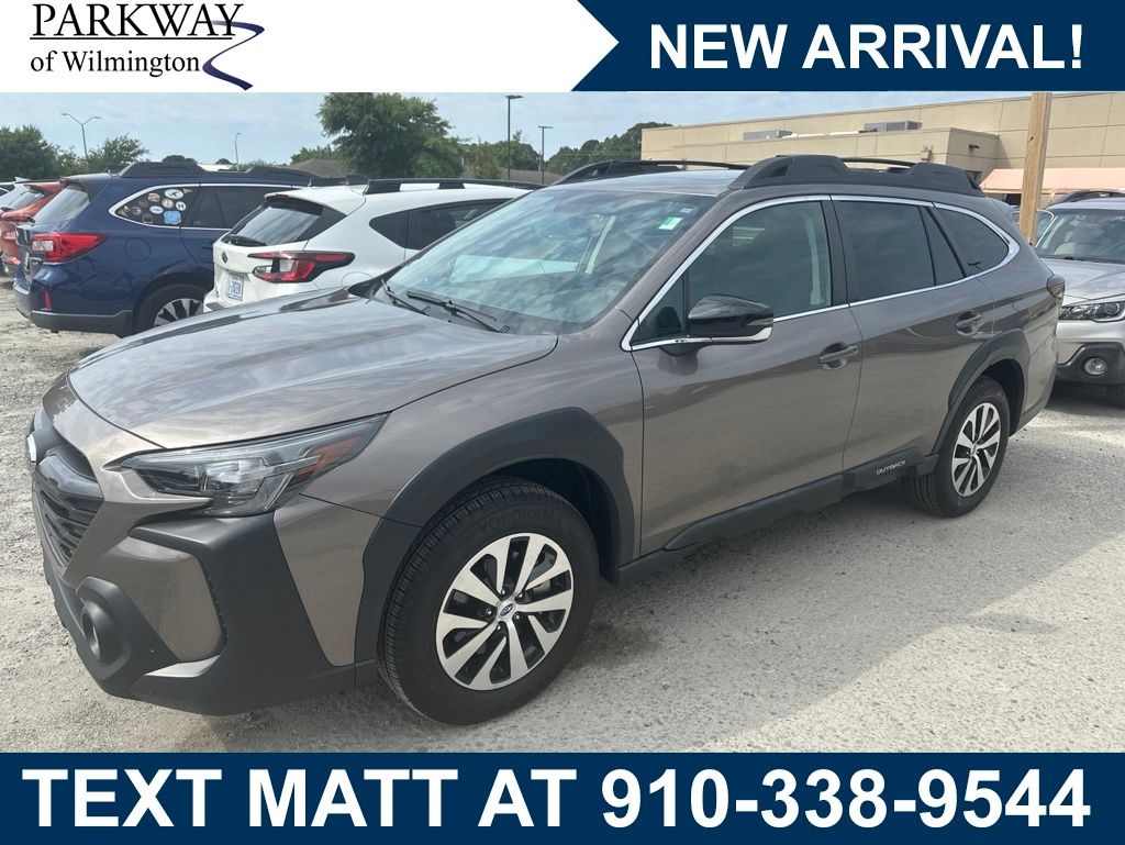 2024 Subaru Outback Premium's photo