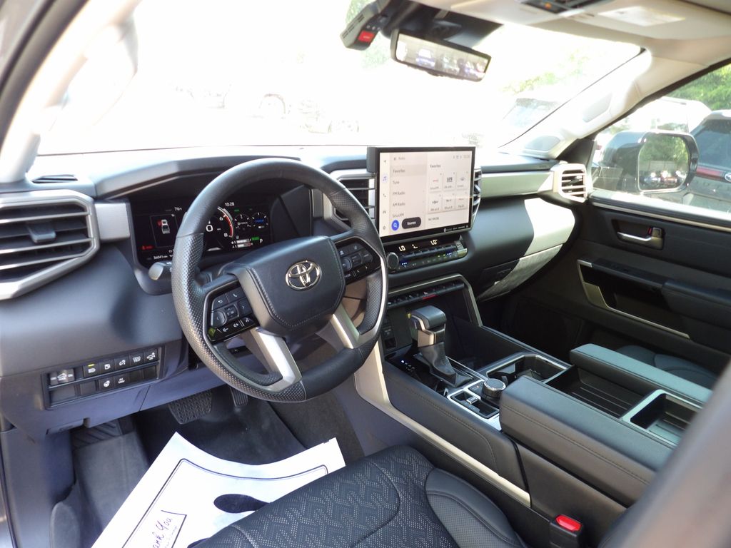 2024 Toyota Tundra Limited - Photo 14