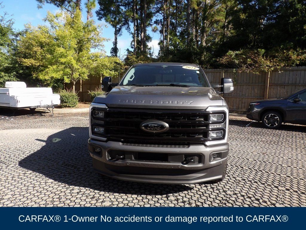 Used 2024 Ford F-250SD Lariat Truck