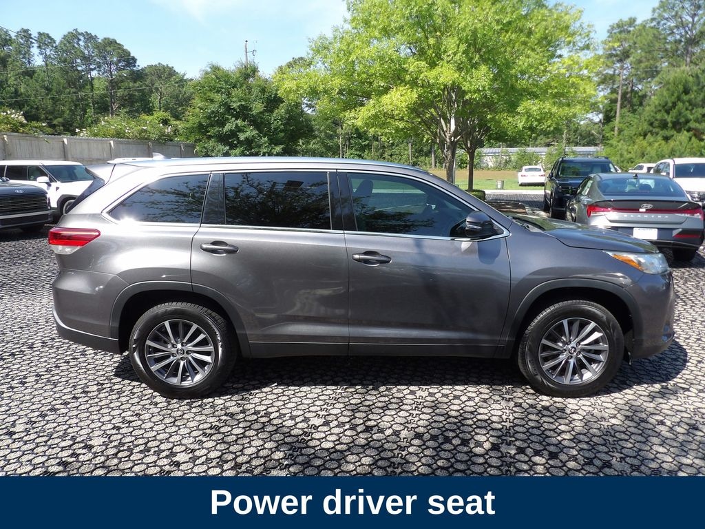 Used 2019 Toyota Highlander XLE SUV