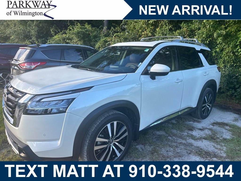 Used 2024 Nissan Pathfinder Platinum SUV