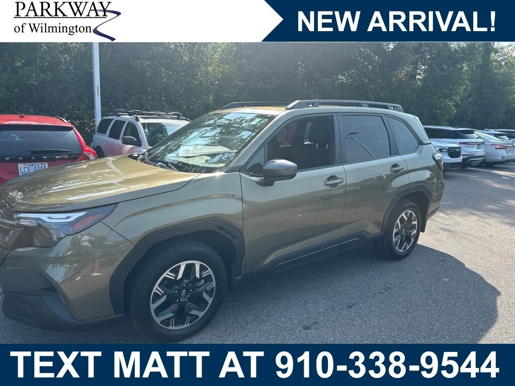 Used 2025 Subaru Forester Premium SUV