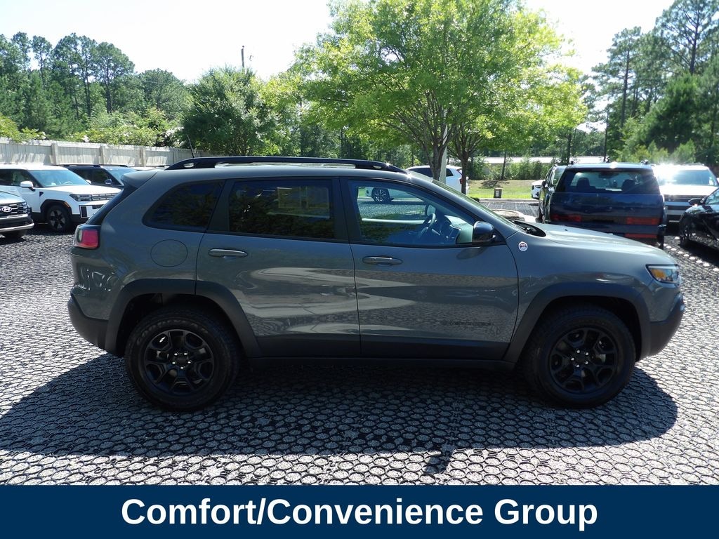 Used 2022 Jeep Cherokee Trailhawk SUV