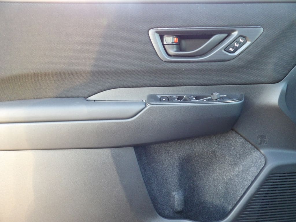2026 Subaru Outback Limited - Photo 9